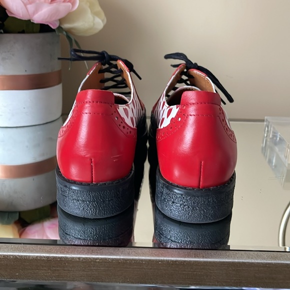 Embassy London Hatter Lovestruck Oxford Shoes - Picture 6 of 11